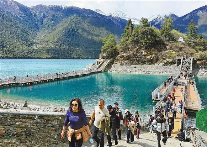 纷多彩 文旅市场欣欣向荣AG真人直营高原