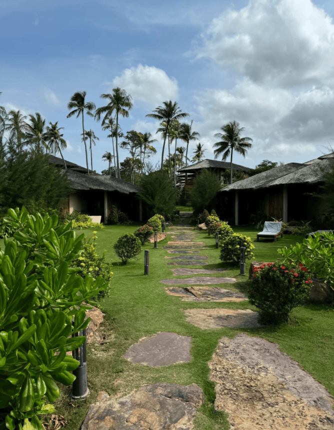 攻略不要错过越南自由行VS跟团对比防骗技巧+真实花费！AG真人百家家乐平台越南五日游人均报价多少钱？这篇省钱(图2)