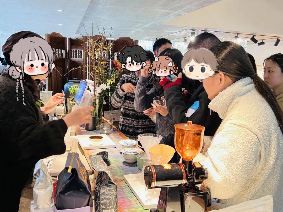 遇见心动“一杯子”的邂逅暖意相逢~【婚恋幸福工程】AG真人百家家乐app固定交友活动日——当咖啡香(图4) 遇见心动“一杯子”的邂逅暖意相逢~【婚恋幸福工程】AG真人百家家乐app固定交友活动日——当咖啡香(图4)